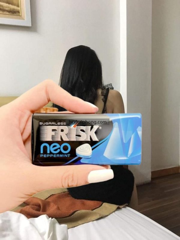 Kẹo Ngậm Bạc Hà Frisk Neo Nhật Bản