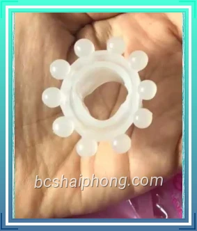 vong deo duong vat silicon trang 3 nen.webp